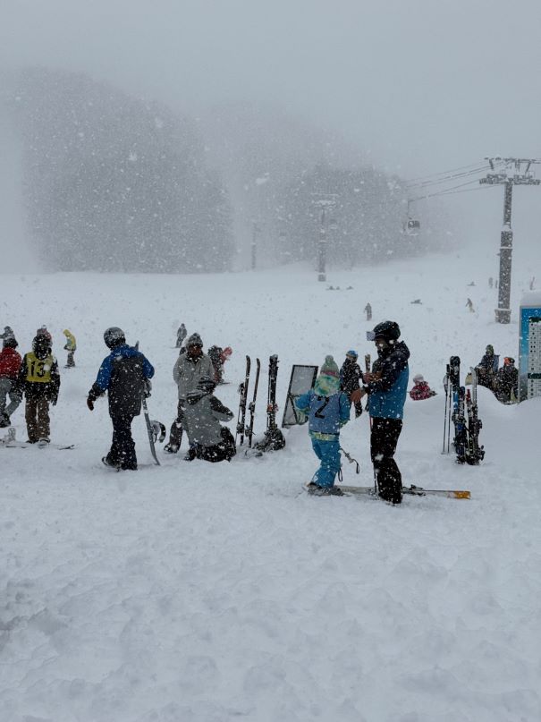 子供スキーレッスン 子供スクール|グランデコスキー場 エンリゾートグランデコ グランデコホテル